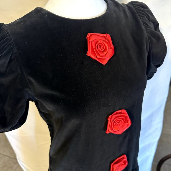 Sandy Shaw Womens Black Dress With Roses Vintage Union Made in USA - Picture 3 of 7